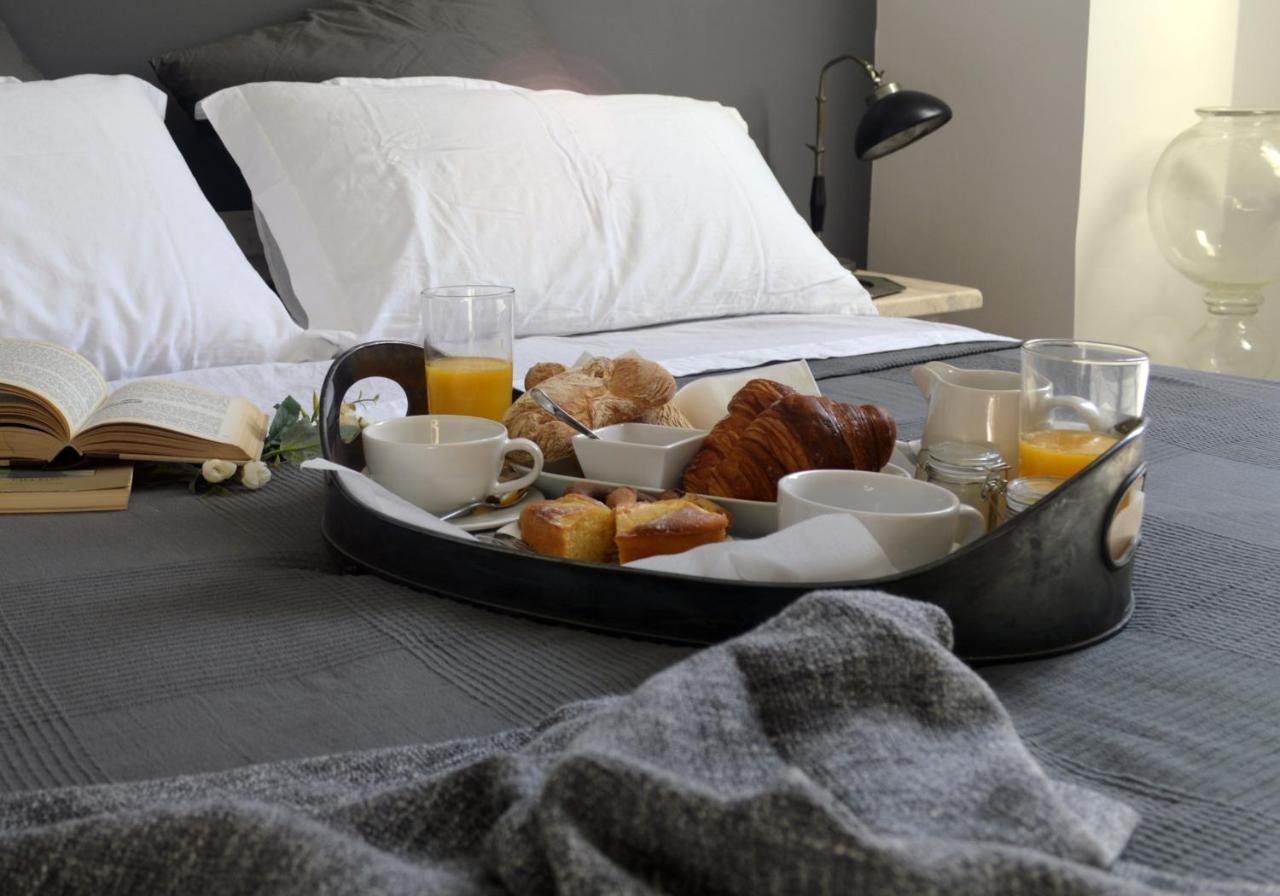 900 Bed and Breakfast Livorno Esterno foto